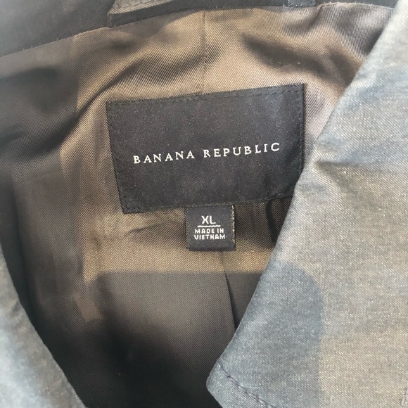 EUC BANANA REPUBLIC TRENCH COAT - Picture 2 of 3